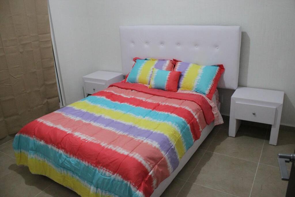 Depa De Playa C/Alberca Cerca De La 5A Avenida Apartman Playa del Carmen Kültér fotó