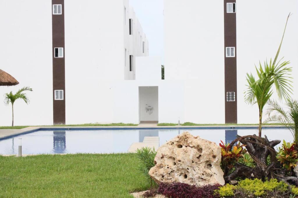 Depa De Playa C/Alberca Cerca De La 5A Avenida Apartman Playa del Carmen Kültér fotó