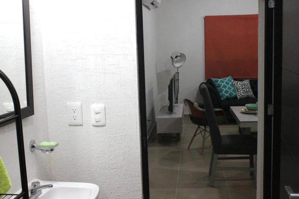 Depa De Playa C/Alberca Cerca De La 5A Avenida Apartman Playa del Carmen Kültér fotó