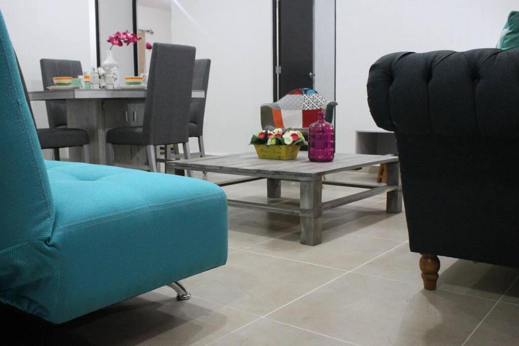 Depa De Playa C/Alberca Cerca De La 5A Avenida Apartman Playa del Carmen Kültér fotó