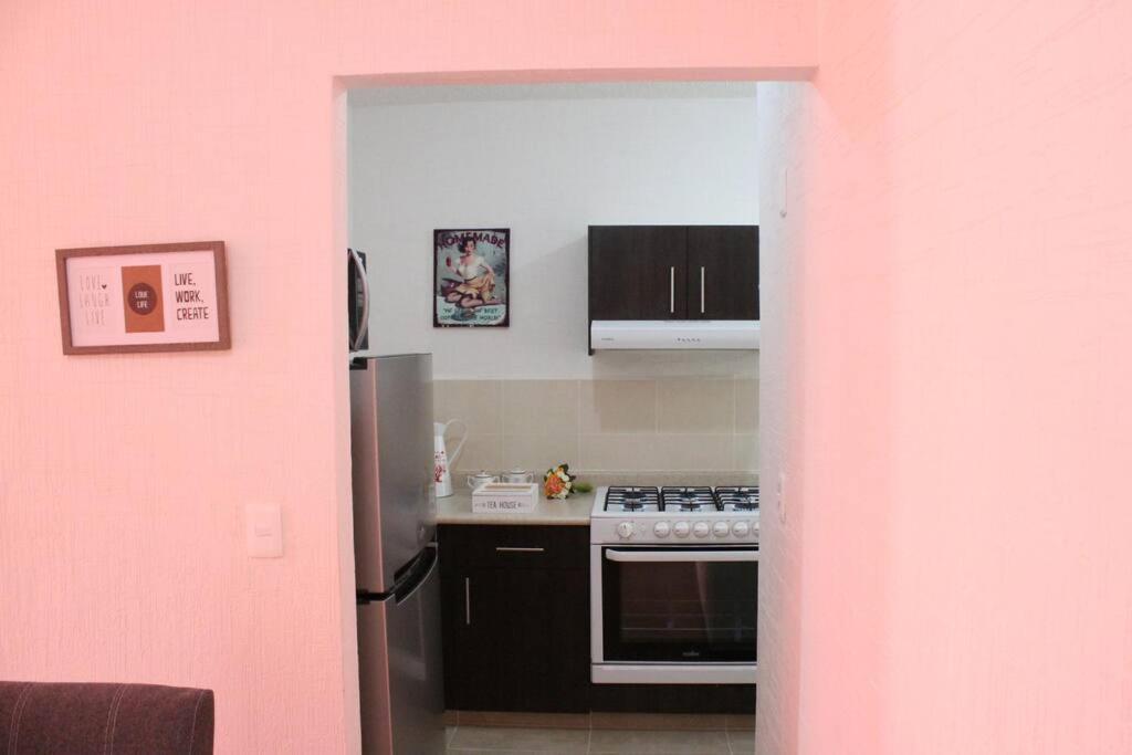 Depa De Playa C/Alberca Cerca De La 5A Avenida Apartman Playa del Carmen Kültér fotó